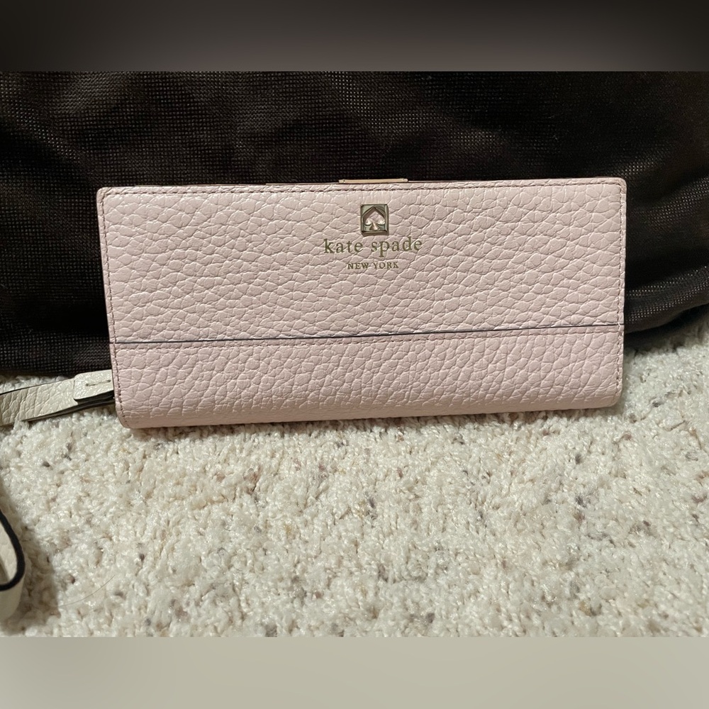 Kate Spade Blush Textured Wallet